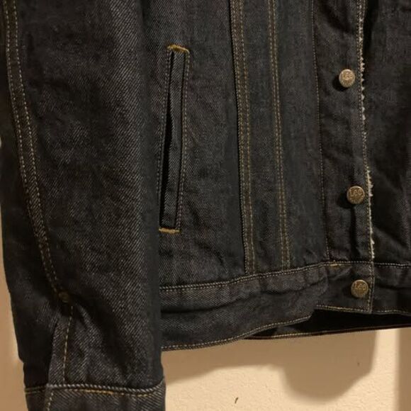 Lee Storm Rider Denim Sherpa lined Trucker Jacket Size Medium - Picture 3 of 7